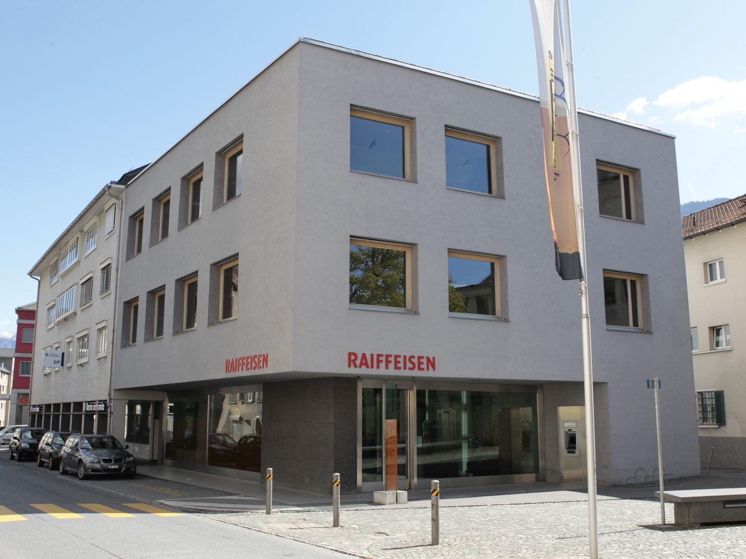 Raiffeisenbank Bündner Rheintal: Öffnungszeiten & Bankleitzahlen