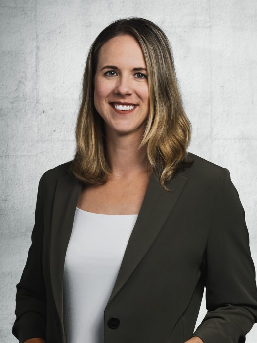 Nicole Enzler, Vermögensberaterin