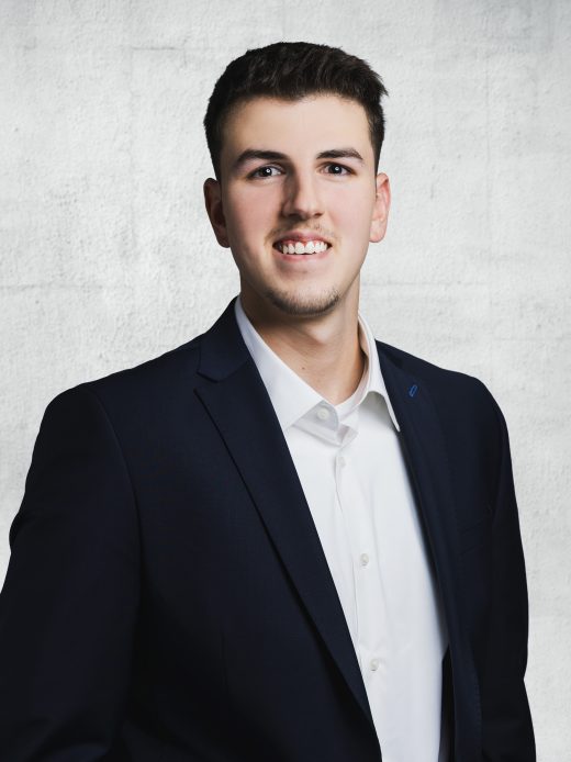 Kevin Nauer, Kundenberater