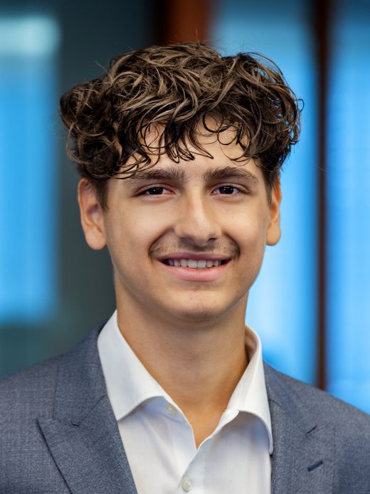 Aaron Basile - Lernender