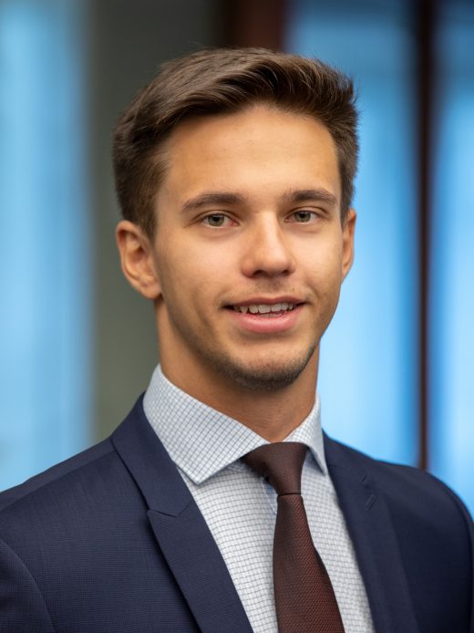 Emanuel Sakac - Vermögensberater Junior