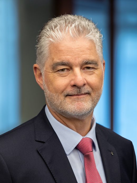 Damian Schmid - Berater Privat- und Firmenkunden