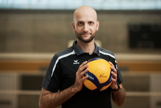 Filip Brzenzinski, Headcoach im NLA-Team von Raiffeisen Volley Glaronia