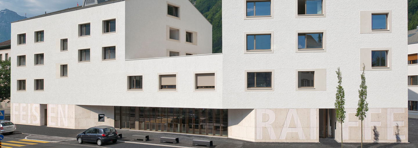 Raiffeisenbank Glarnerland, Hauptsitz Näfels