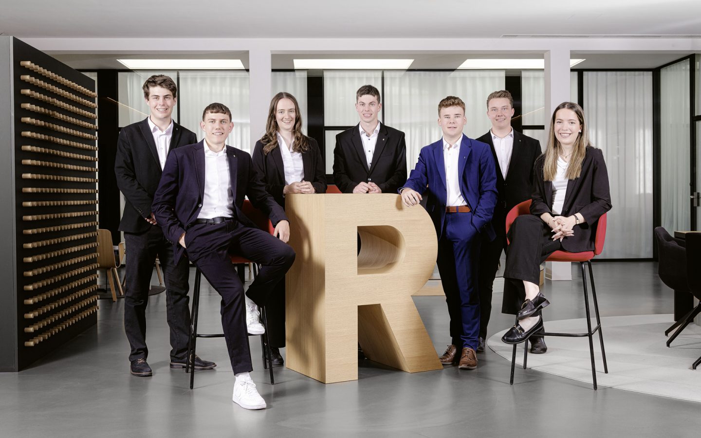 Gruppenfoto der abschliessenden Lernenden 2025