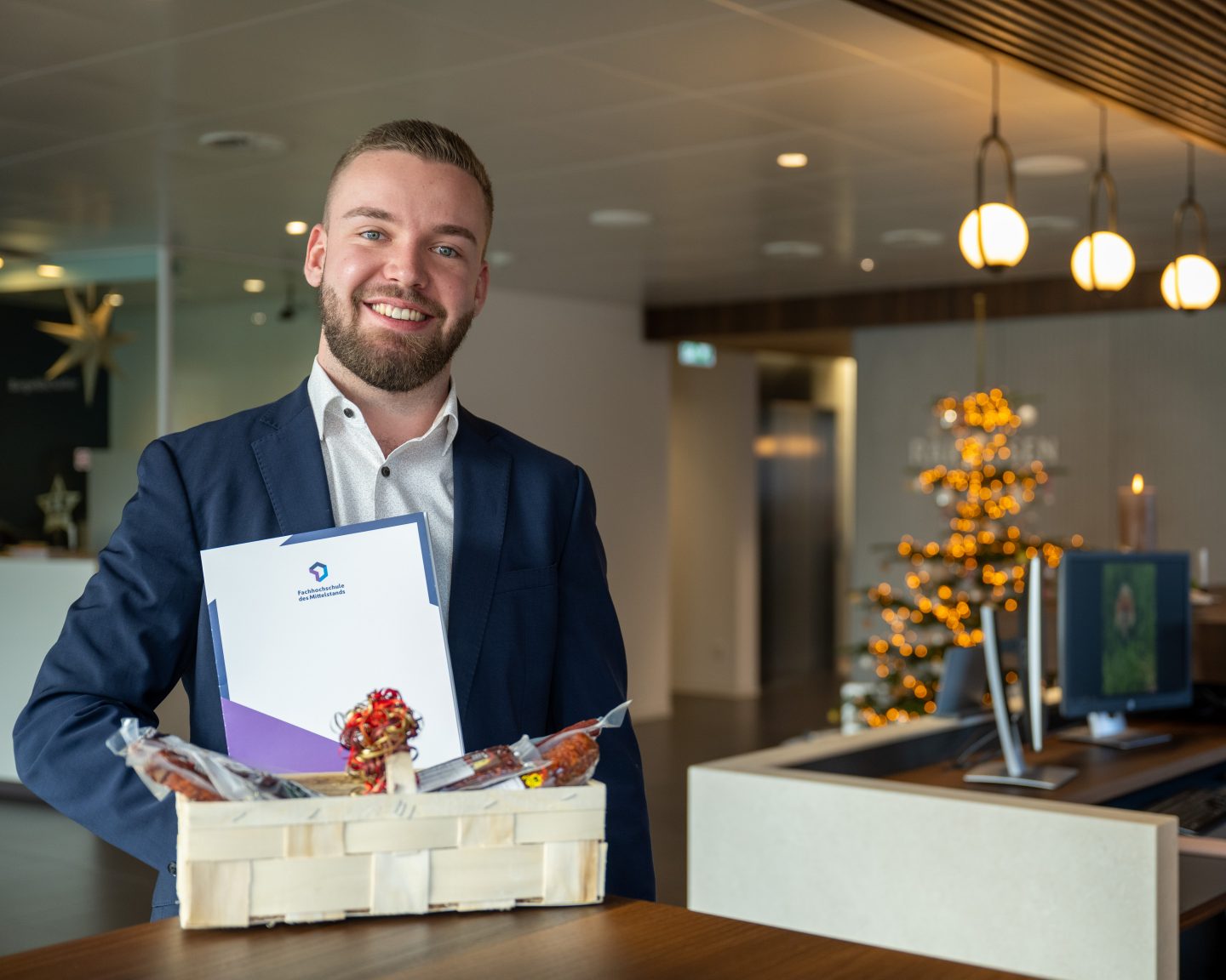 Luka Straub Abschluss Bachelor 