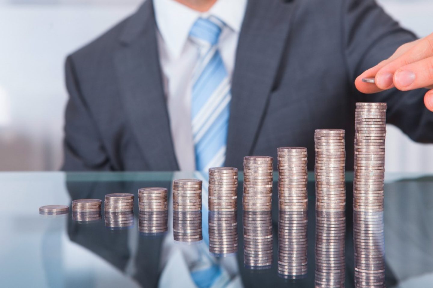 Seit 2010 könnte man den Begriff «Inflation» aus Schweizer Wörterbüchern streichen. Die Preise sind bis Ende 2016 insgesamt sogar um etwa 3 Prozent gesunken. Erst in den letzten Monaten deutet sich wieder ein leichter Aufwärtstrend an.