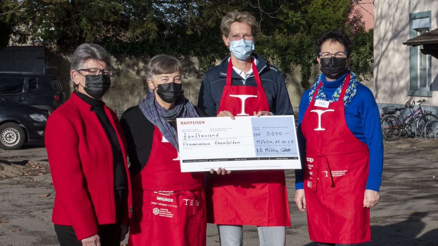 Marianne Frei, Charlotte Burkhard, Susanne Kaufmann (Raiffeisen) und Rosmarie von Büren