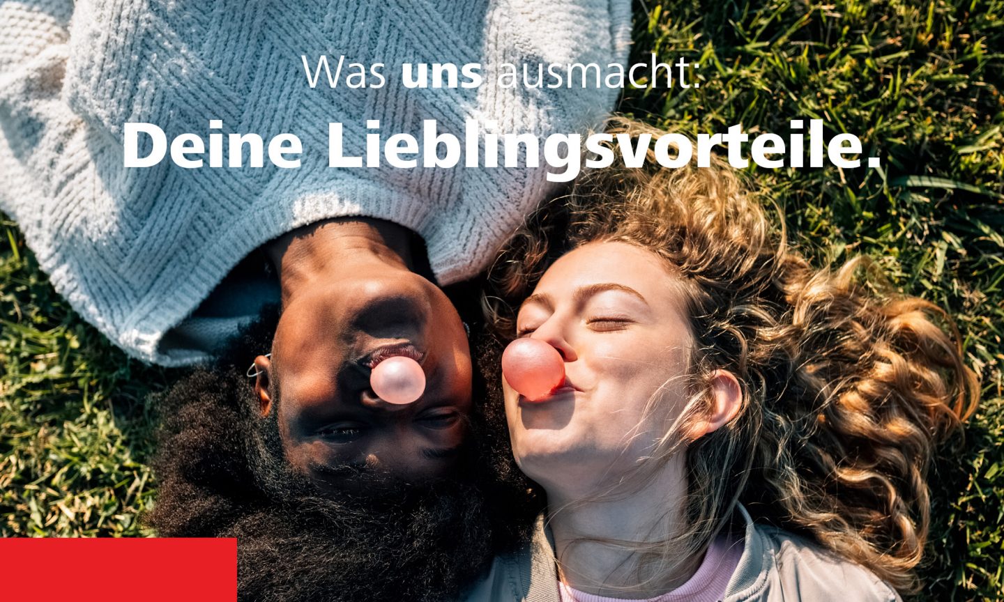 Jugendliche auf der Wiese