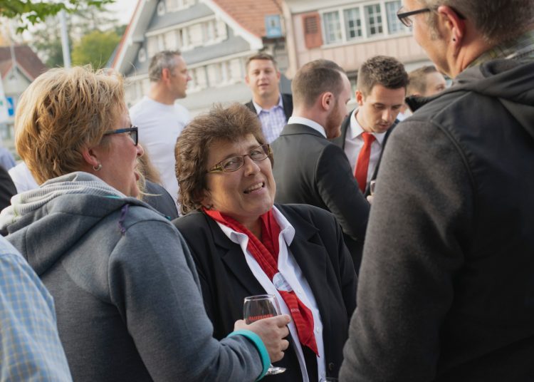 im Gespräch mit den Besuchern