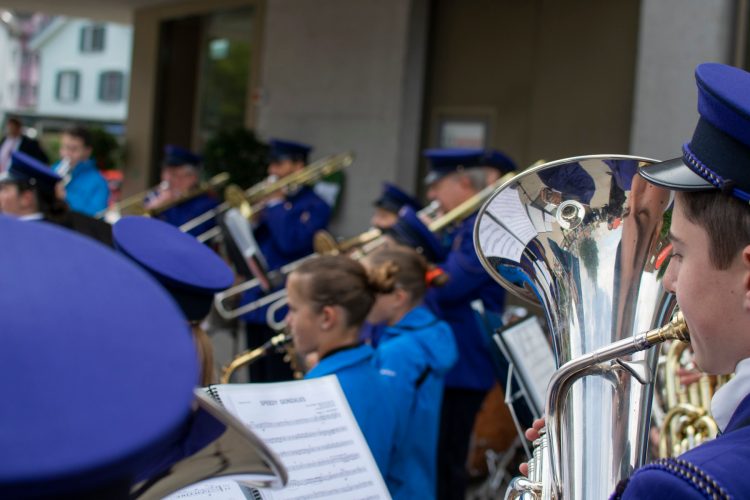 Die Besucher lauschten gebannt den Klängen der MG Nesslau-Neu St. Johann