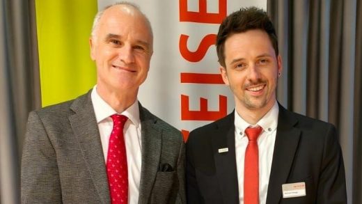 Referent Matthias Geissbühler mit Gastgeber Manuel Rüegg