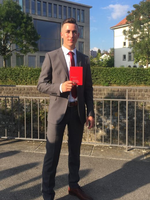 Robin Bissegger bei der Diplomübergabe vom 29.06.2018