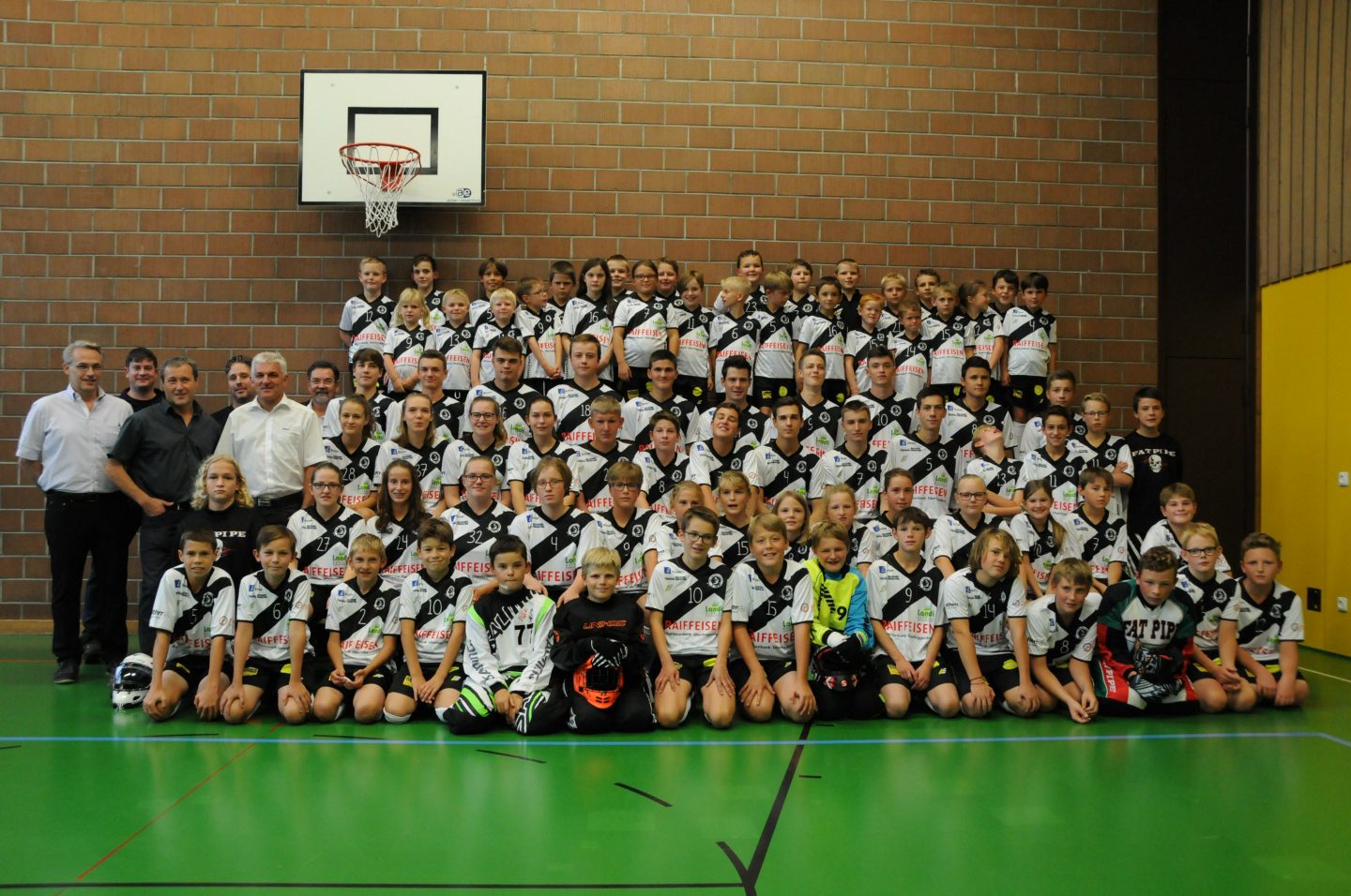 Club im Trainingsnazug