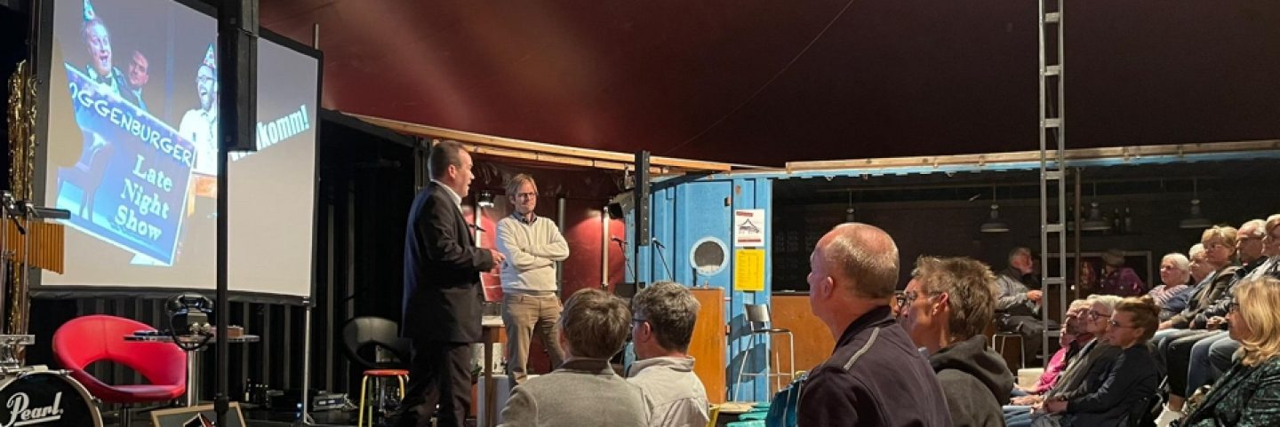 Patrick Hartmann beim Presenting