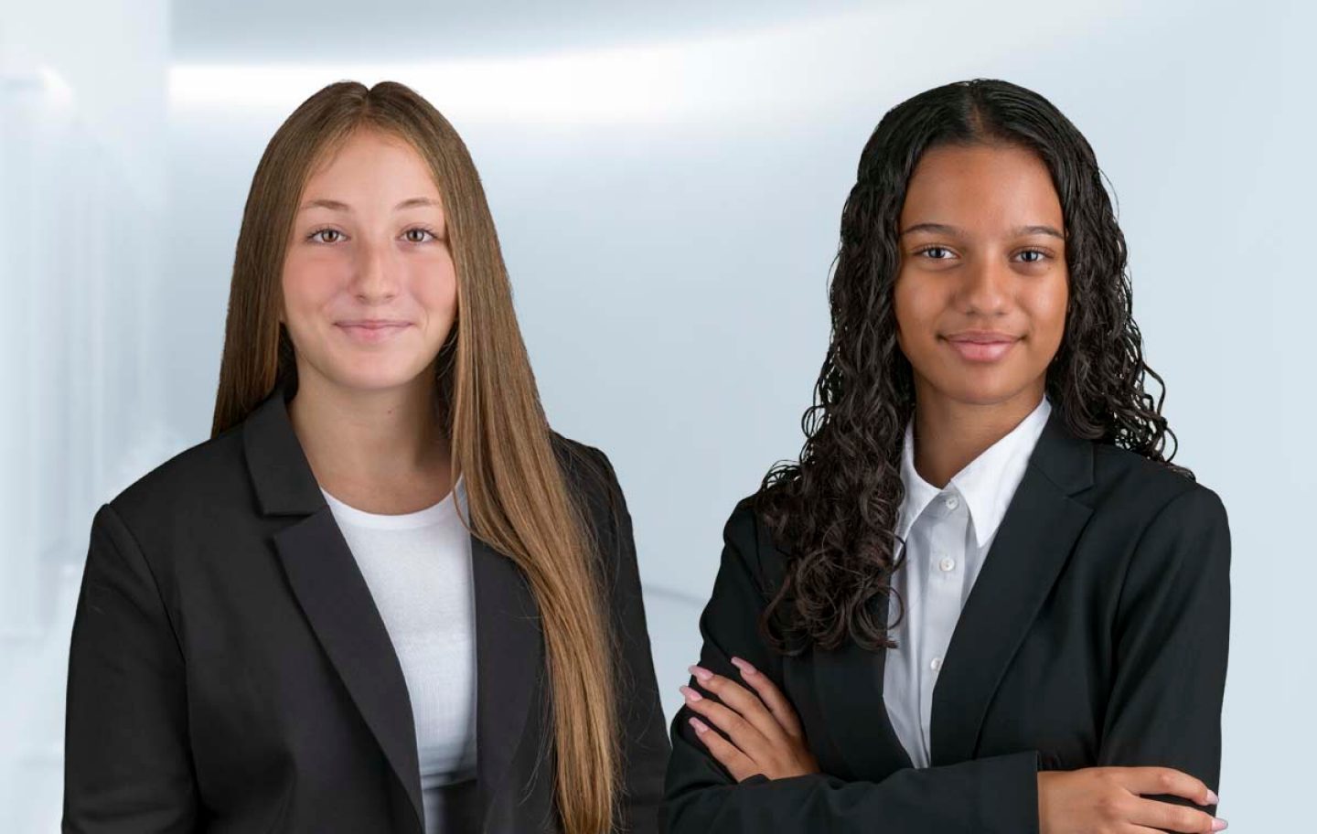 Larissa Martins und Sahra Arslan