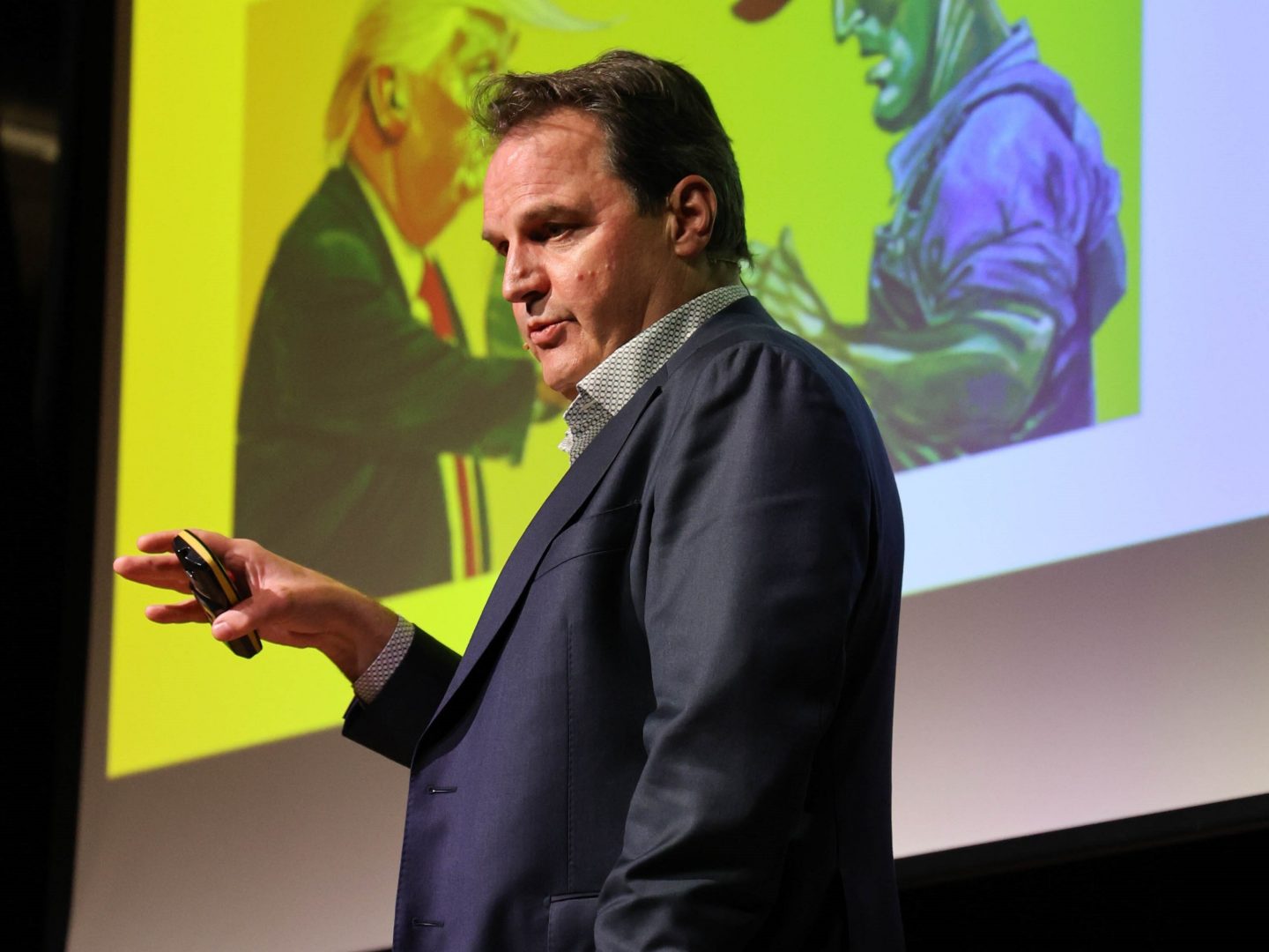 Einblick in die Analyse: Während des Vortrags werden zentrale politische und wirtschaftliche Entwicklungen in den USA erläutert