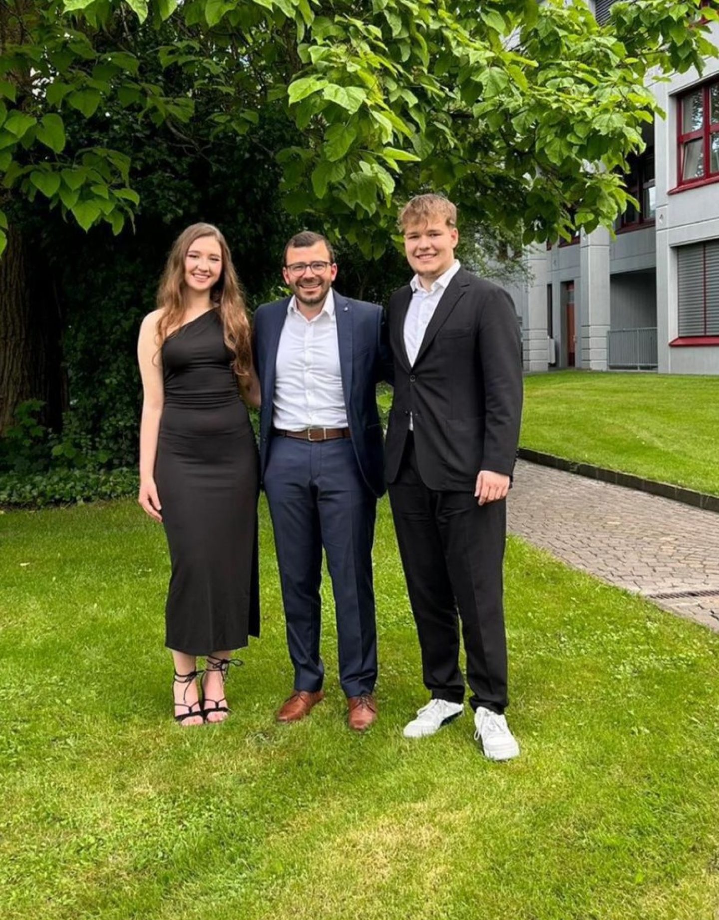 v.l.n.r.: Erblina Bekteshi, Claudio Guerrini und Marco Senti