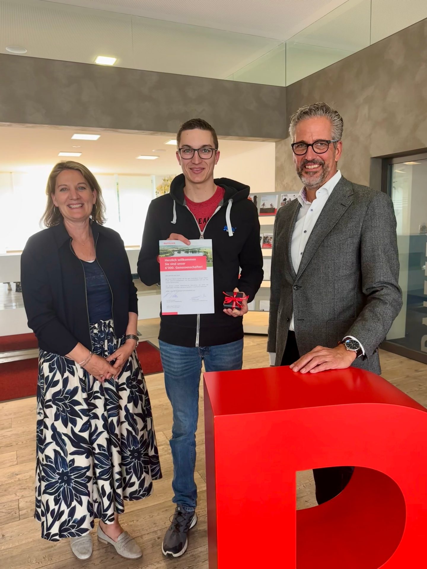 6000. Genossenschafter