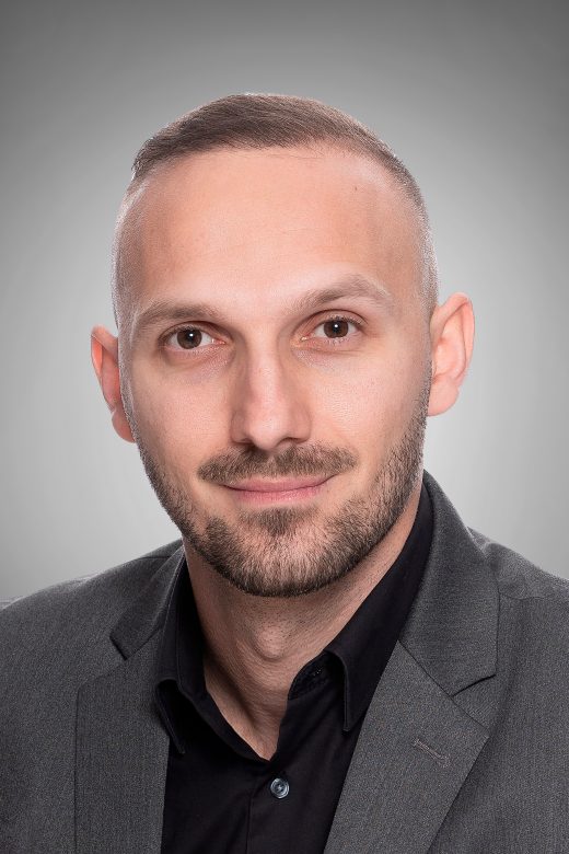 Mirdijan Jahija - Conseiller à la clientèle