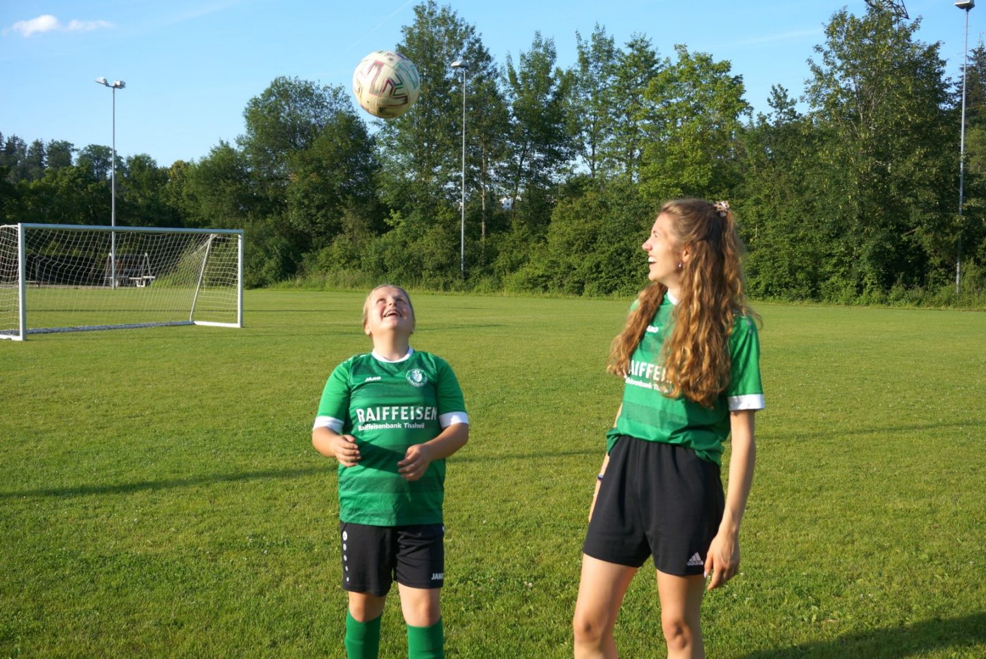 Chiara (Frauen 1) und Jenny (D Juniorinnen)