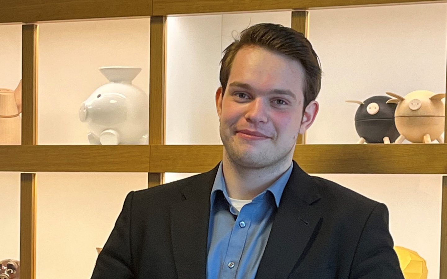 Victor Knazkins